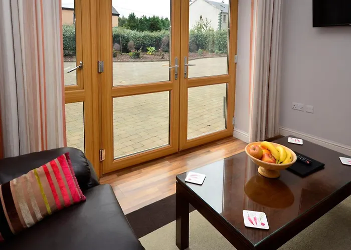 Апартаменты 702